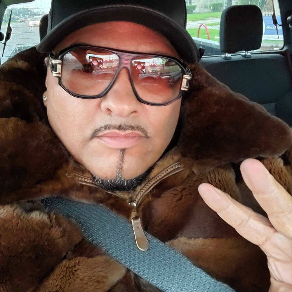 Meet your Posher, Eric